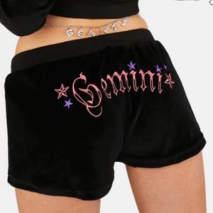 ♊ Gemini Embroidered Black Valour Shorts (M) Horoscopez©